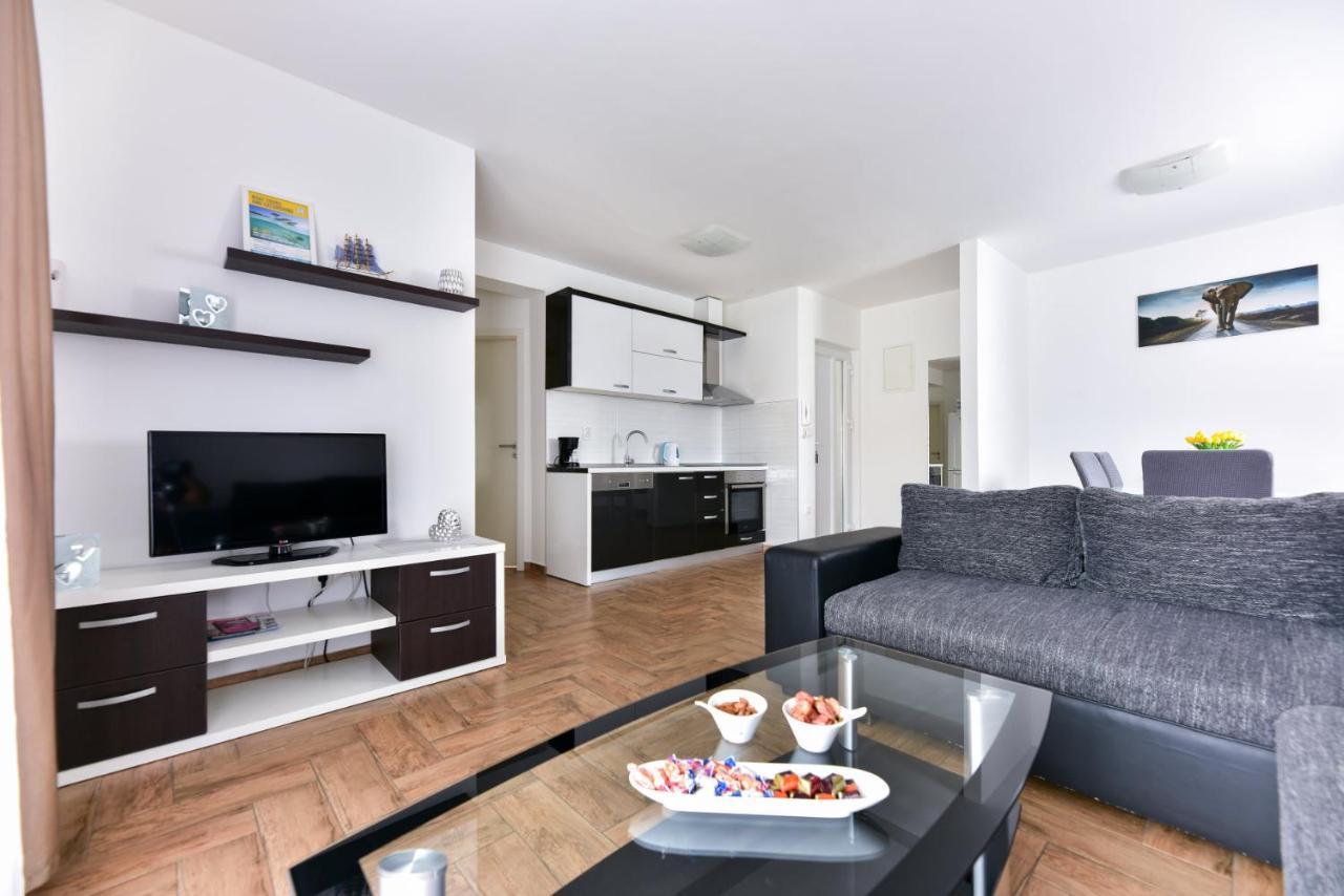 Apartments Villa Visnjik ザダル エクステリア 写真